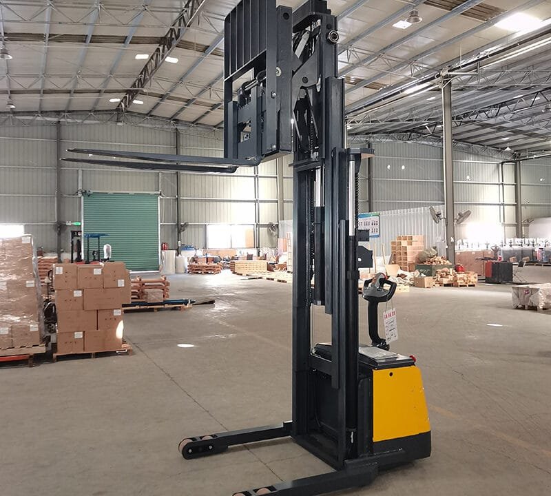 Electric Stacker for Small Warehouse