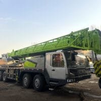 used-zoomlion-ztc500v-truck-crane